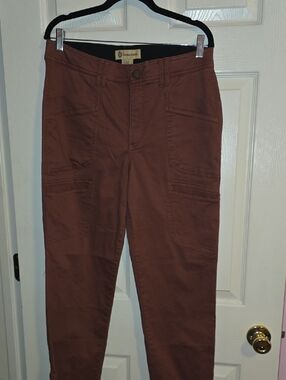 Democracy Straight-Leg Pants Convertible To Capri in Rust Brown